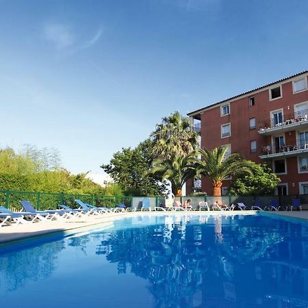 Residence 4 Etoiles Port Marine Sainte-Maxime Exteriér fotografie